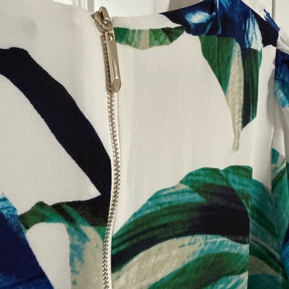 White House Black Market sleeved godet dress, petite 4 - Picture 7 of 8